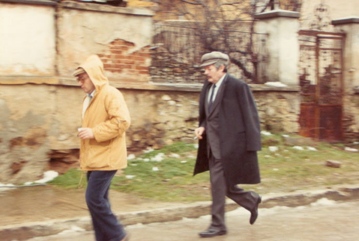 Theo&nbsp;Angelopoulos&nbsp;und&nbsp;Marcello&nbsp;Mastroianni&nbsp;in&nbsp;Florina&nbsp;während&nbsp;Dreharbeiten&nbsp;zum&nbsp;Film&nbsp;
