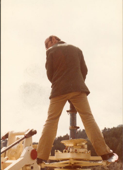 Theo&nbsp;Angelopoulos&nbsp;pendant&nbsp;le&nbsp;tournage&nbsp;du&nbsp;film&nbsp;“Voyage&nbsp;à&nbsp;Cythère”,&nbsp;1983